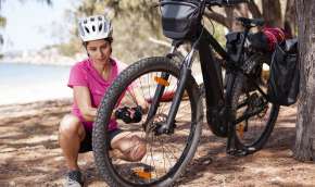 Beeld bij Warm weer? Let op je fietsaccu!