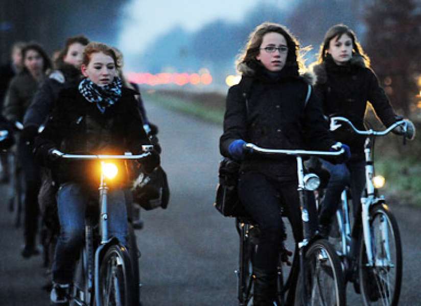 menigte impliciet Atletisch Komend weekend wintertijd, lees de regels voor fietsen in het donker |  Fietsen123